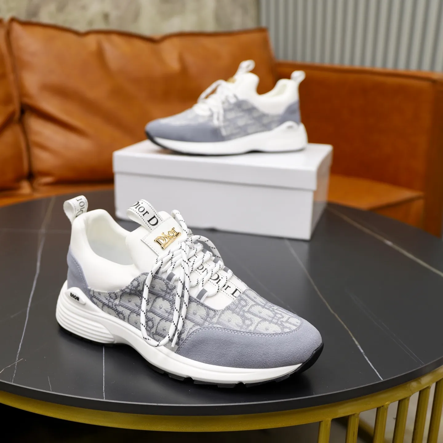 Ex-factory price: 440💰🙅‍♂️🙅‍♂️🙅‍♂️ Brand: Dior DIOR Standard code: 38-44 (45 customized) Grade: Same as the official website Material: Original material splicing Comfortable and breathable lining Lightweight and wear-resistant sports outsole Style category: Men's fashionable casual shoes Running sneakers Distinguished luxury brand elements Top luxury Color: actual picture color